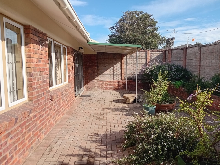 2 Bedroom Property for Sale in Chiselhurst Eastern Cape